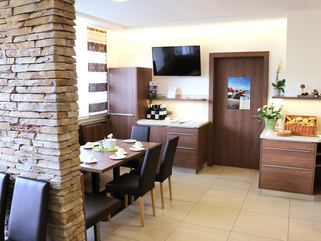 Pension Joseph Haydn Podersdorf am See Kamer foto